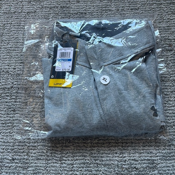 Under Armor Men's UA Playoff ¼ Zip size XL - Picture 5 of 5